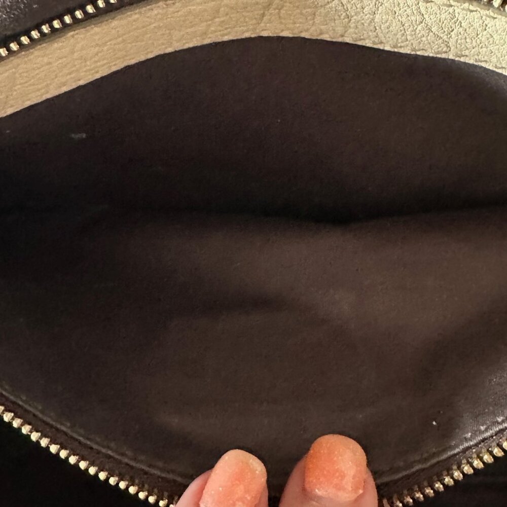 Chloé Claire Leather Shoulder Bag - EUC - Picture 4 of 10